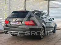 2011 BMW 320