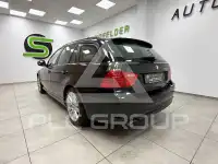 2011 BMW 320