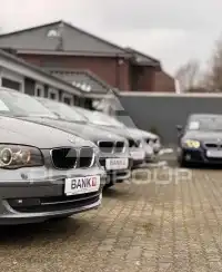 2011 BMW 320