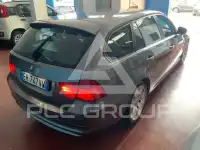 2011 BMW 320