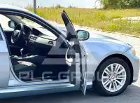 2011 BMW 320