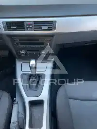 2011 BMW 320