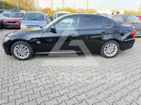 2011 BMW 320