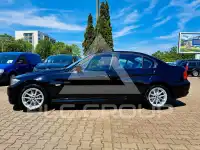 2011 BMW 318