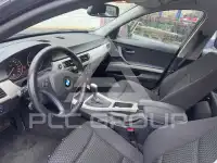 2011 BMW 318