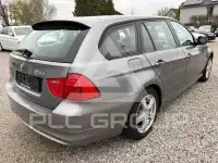2011 BMW 318