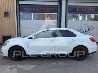 2011 Suzuki KIZASHI