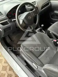 2011 Suzuki SWIFT