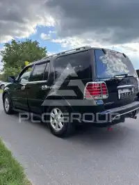 2004 Lincoln NAVIGATOR