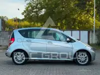 2011 Mercedes Benz A 180