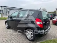 2011 Mercedes Benz A 180