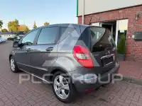 2011 Mercedes Benz A 180