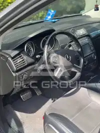 2011 Mercedes Benz R 300