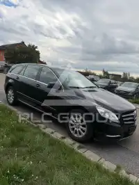 2011 Mercedes Benz R 350