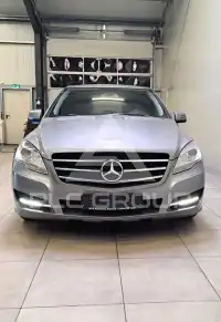 2011 Mercedes Benz R 350