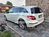 2011 Mercedes Benz R 350