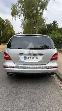 2011 Mercedes Benz R 350