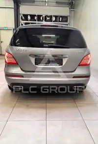 2011 Mercedes Benz R 350