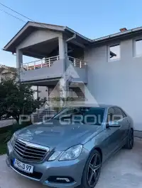 2011 Mercedes Benz E 500