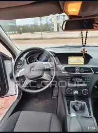 2011 Mercedes Benz 220