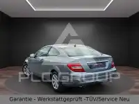 2011 Mercedes Benz C 220