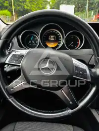 2011 Mercedes Benz C 220