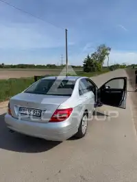 2011 Mercedes Benz C 220