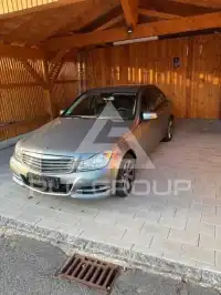 2011 Mercedes Benz C 220