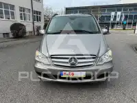 2011 Mercedes Benz Viano