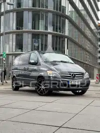 2011 Mercedes Benz Viano