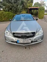2011 Mercedes Benz E 200