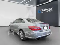 2011 Mercedes Benz E 200