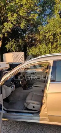 2011 Mercedes Benz E 200