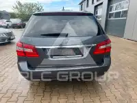 2011 Mercedes Benz E 200