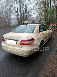 2011 Mercedes Benz E 200