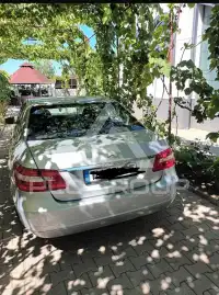 2011 Mercedes Benz E 220