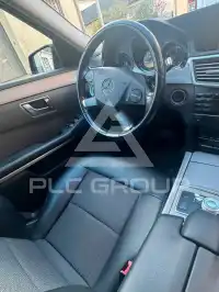 2011 Mercedes Benz E 220