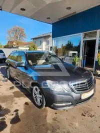 2011 Mercedes Benz E 220