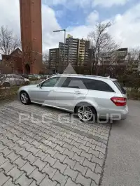 2011 Mercedes Benz E 220