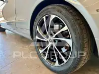 2011 Mercedes Benz E 220