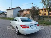 2011 Mercedes Benz E 220