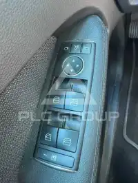 2011 Mercedes Benz E 220