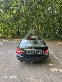 2011 Mercedes Benz E 220