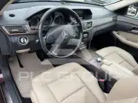 2011 Mercedes Benz E 220