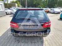 2011 Mercedes Benz E 220
