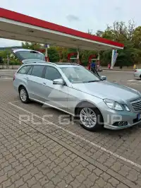 2011 Mercedes Benz E 220