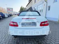 2011 Mercedes Benz E 220