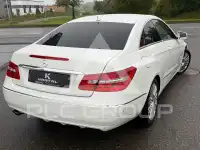 2011 Mercedes Benz E 220