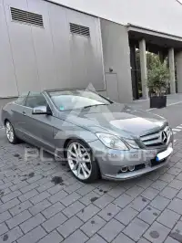 2011 Mercedes Benz E 220