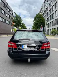 2011 Mercedes Benz E 220